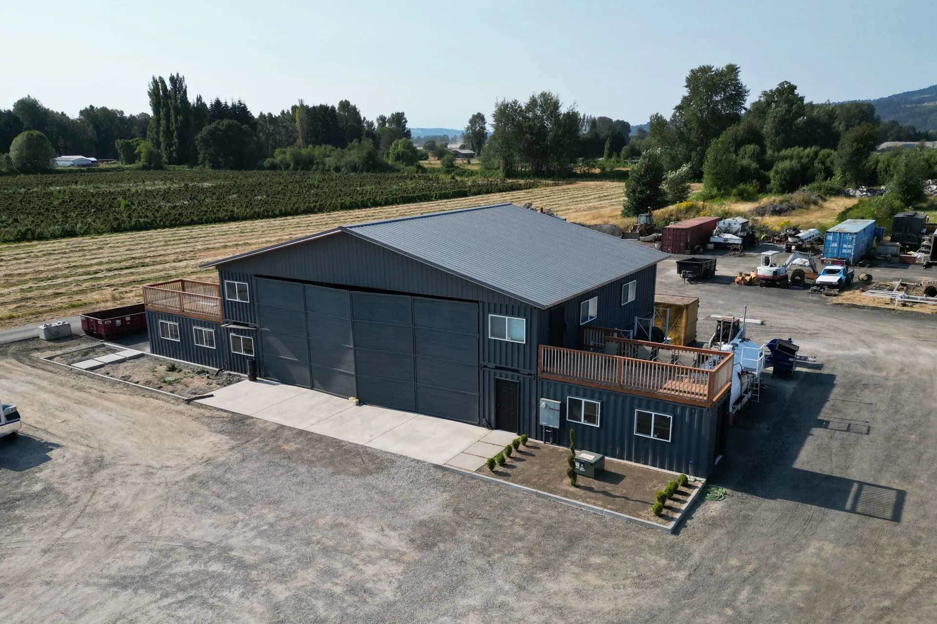 central-point-homes-hero-pole-barns-1920w